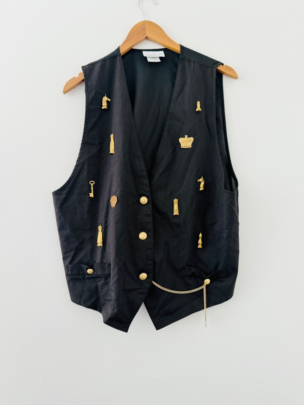 Vintage Richard Simmons Black Vest - Gold Chess Pieces